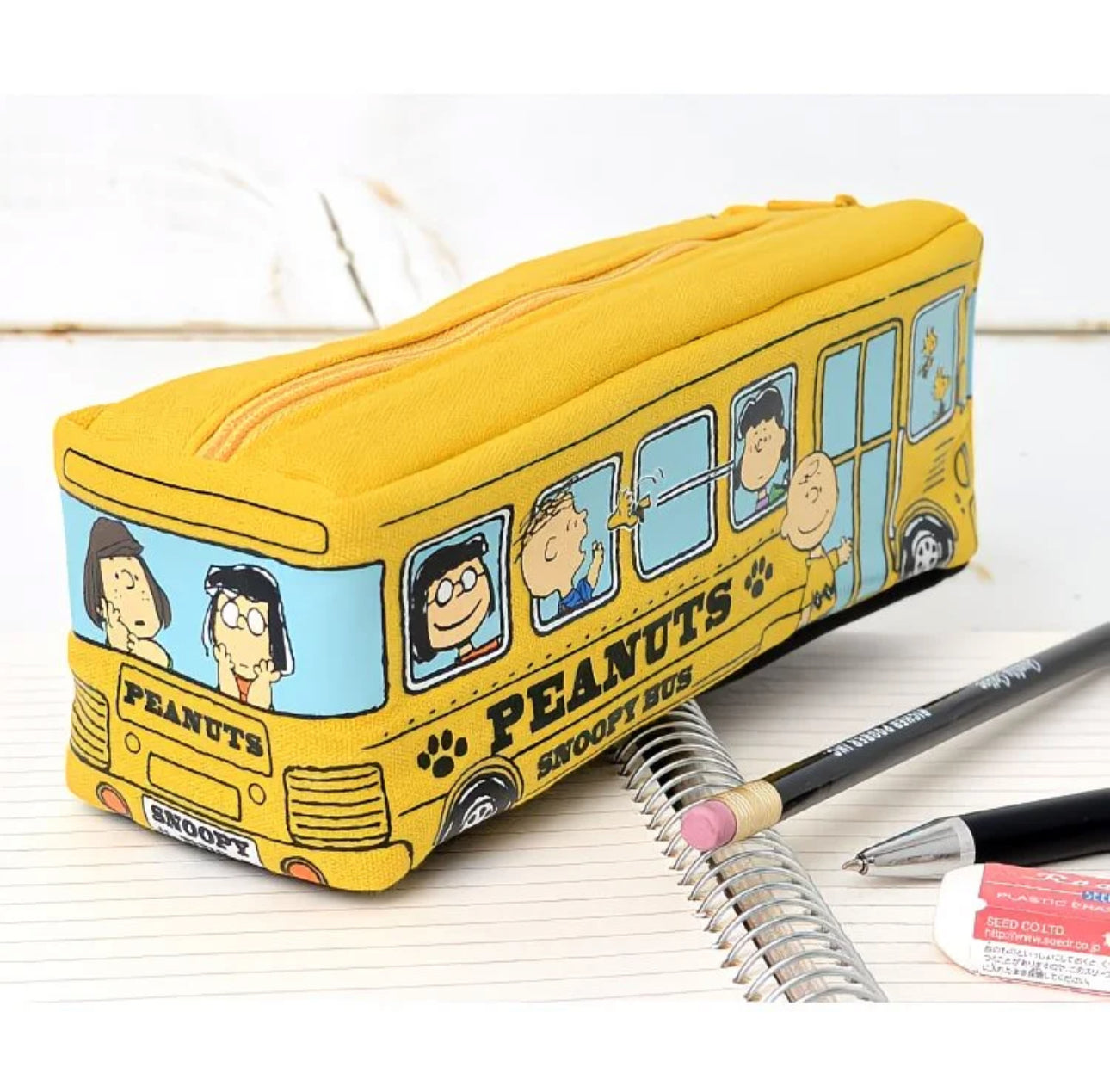 Estuche Peanuts Bus