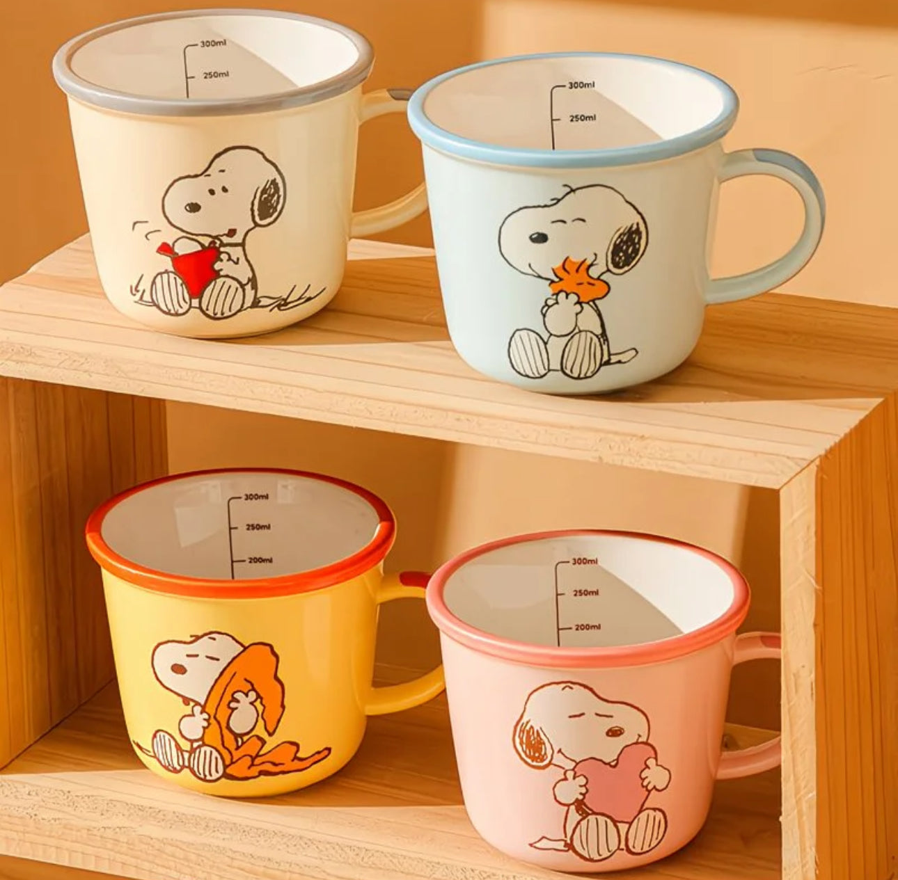 Taza medidora Snoopy